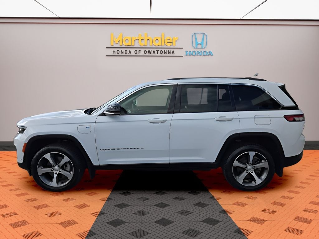 Used 2022 Jeep Grand Cherokee 4xe with VIN 1C4RJYB64N8726294 for sale in Albert Lea, Minnesota