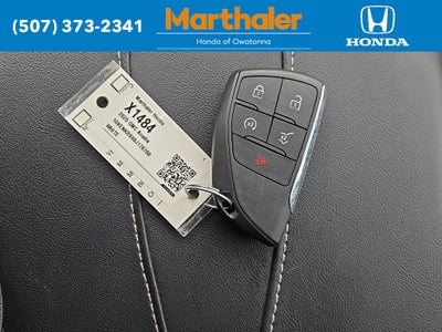 2025 GMC Acadia Elevation