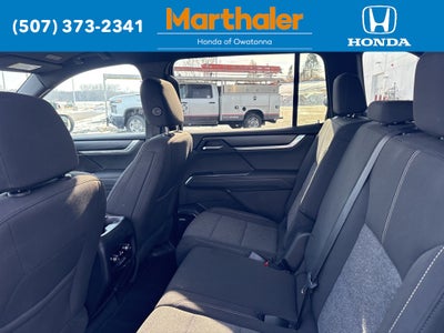 2025 GMC Acadia Elevation