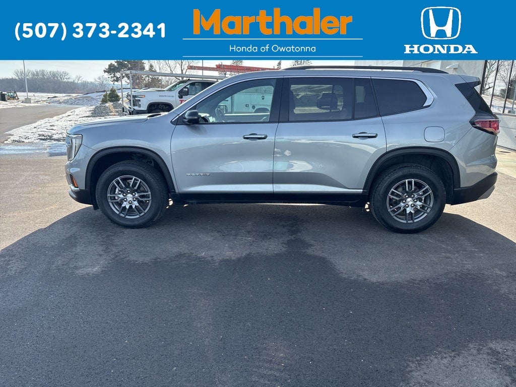 2025 GMC Acadia Elevation