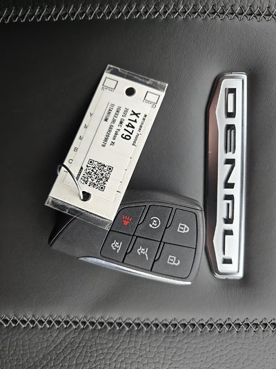 2025 GMC Yukon XL Denali