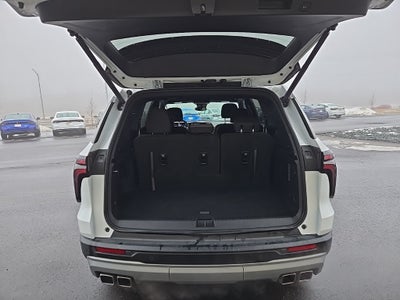 2025 Chevrolet Traverse LT 2LT