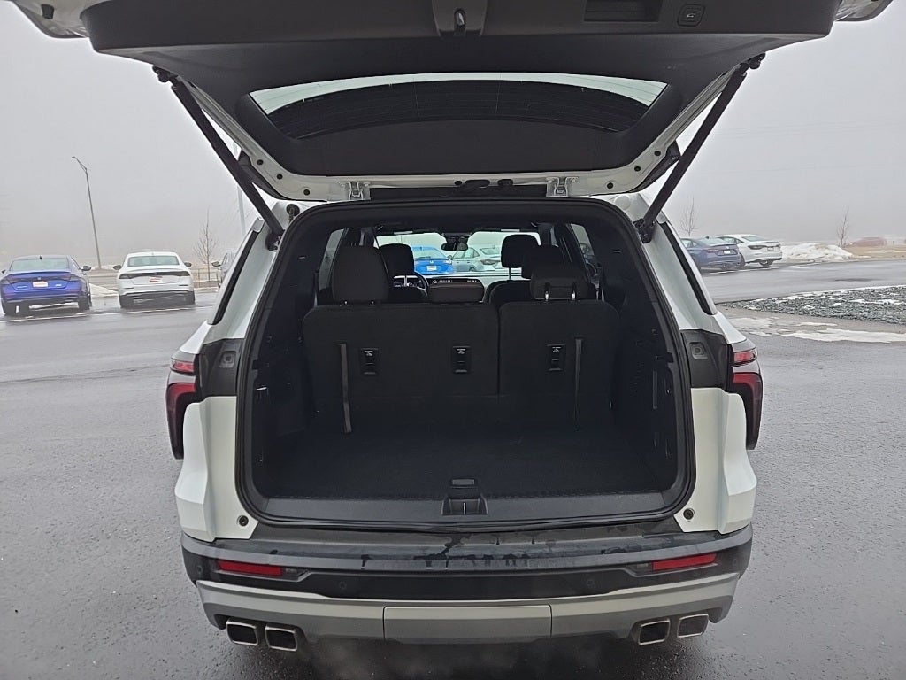 2025 Chevrolet Traverse LT 2LT