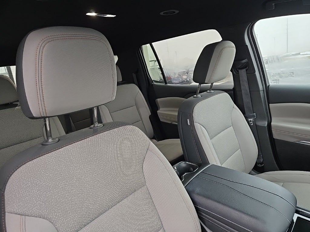 2025 Chevrolet Traverse LT 2LT