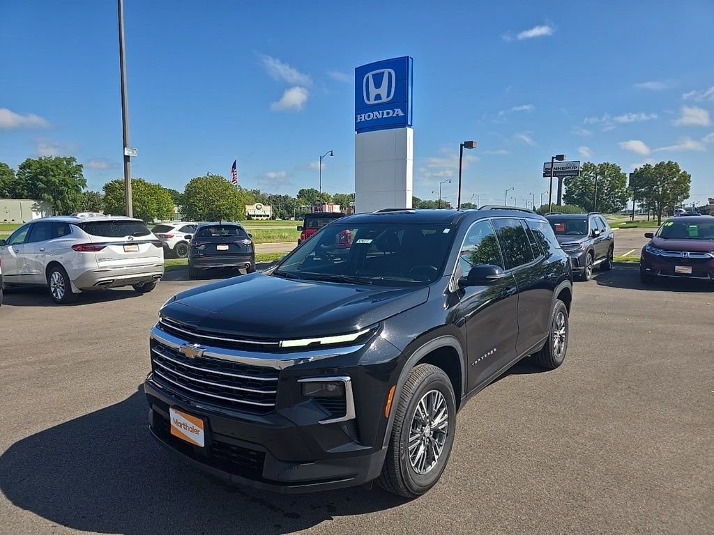 2025 Chevrolet Traverse LT 2LT