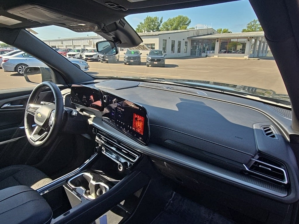 2025 Chevrolet Traverse LT 2LT