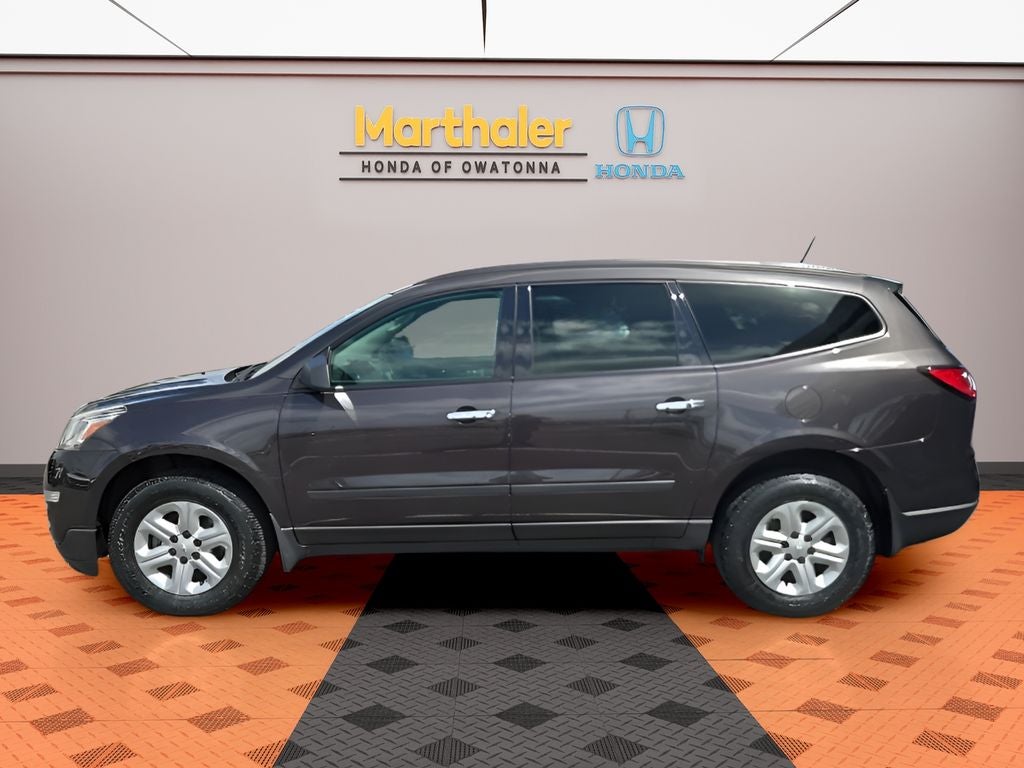 Used 2017 Chevrolet Traverse LS with VIN 1GNKRFKD5HJ138566 for sale in Albert Lea, Minnesota