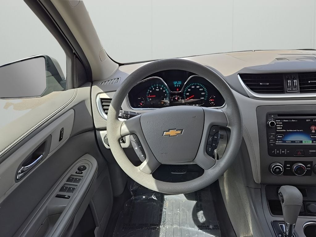 2017 Chevrolet Traverse LS