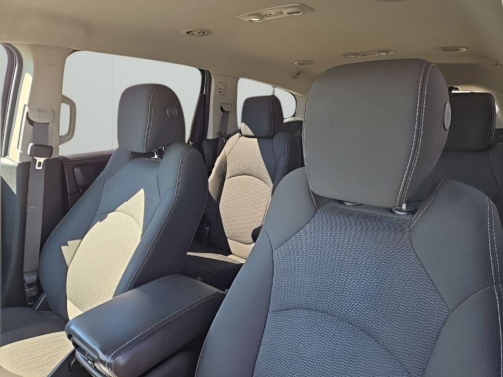 2017 Chevrolet Traverse 2LT 2LT