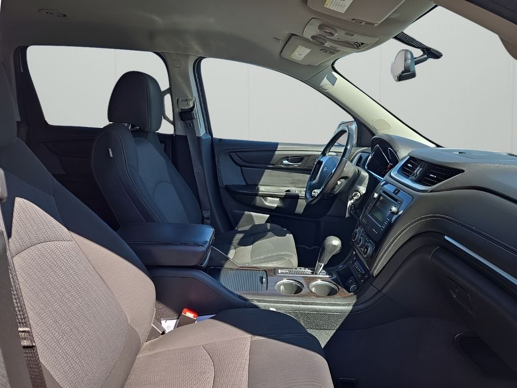 2017 Chevrolet Traverse 2LT 2LT
