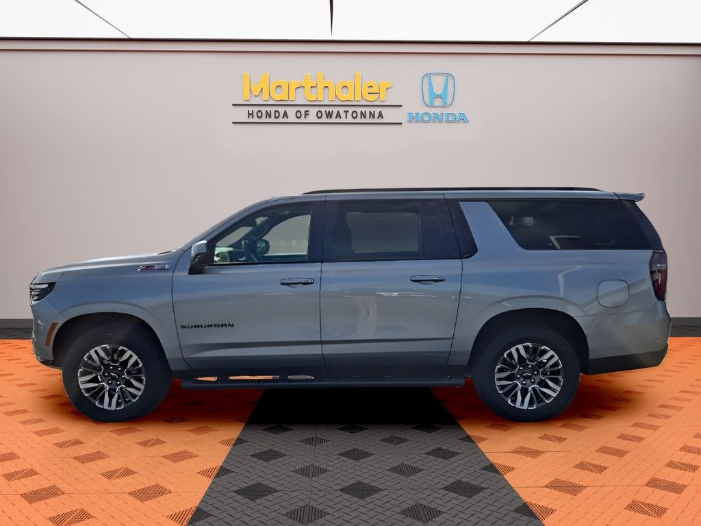 Used 2025 Chevrolet Suburban Z71 with VIN 1GNS6DRD4SR255261 for sale in Albert Lea, Minnesota