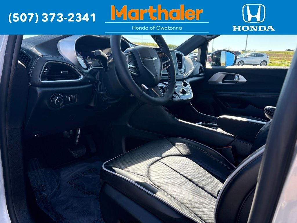 2026 Chrysler Pacifica Limited