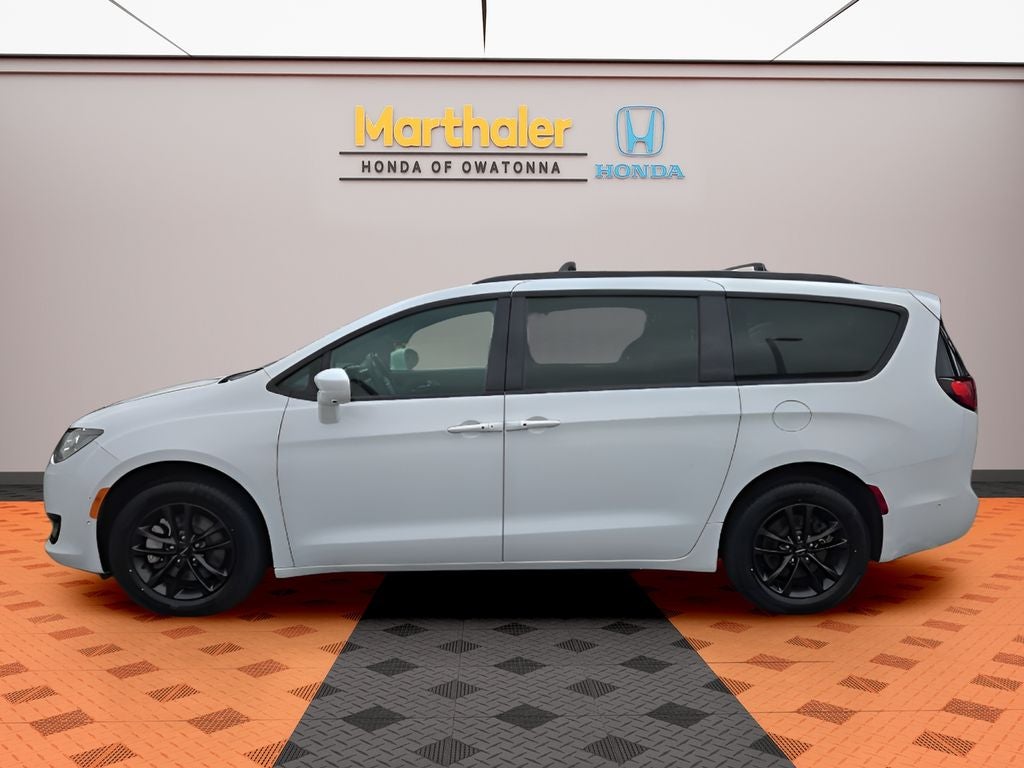 2020 Chrysler Pacifica Launch Edition