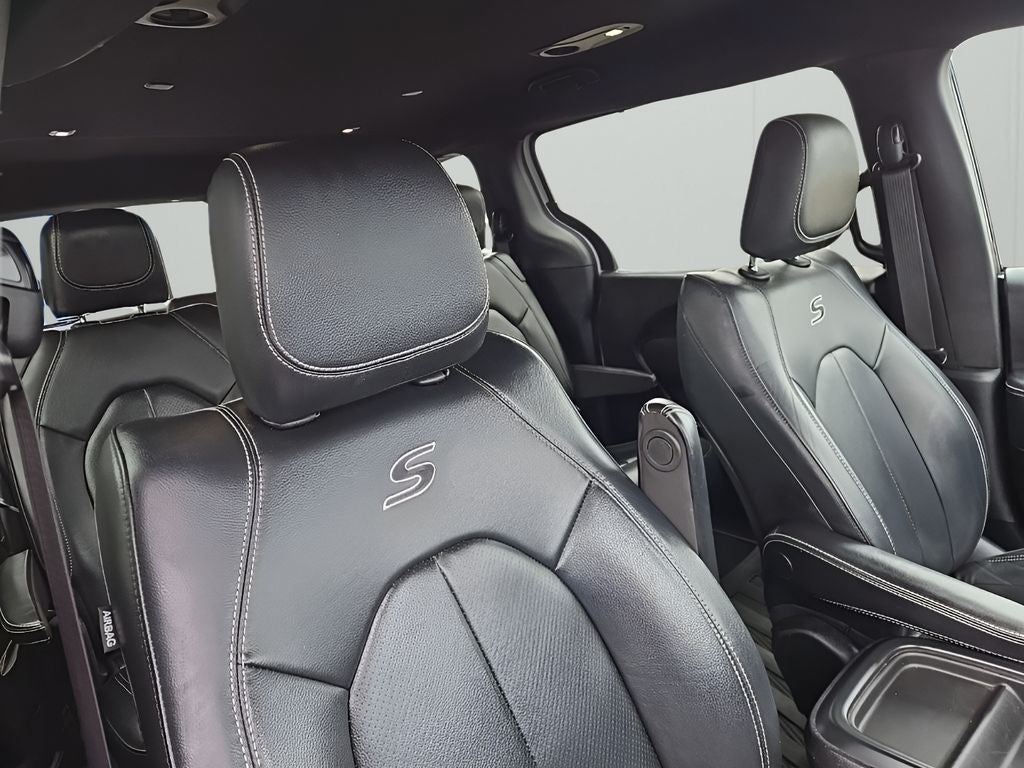 2020 Chrysler Pacifica Launch Edition