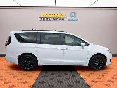 2020 Chrysler Pacifica Launch Edition