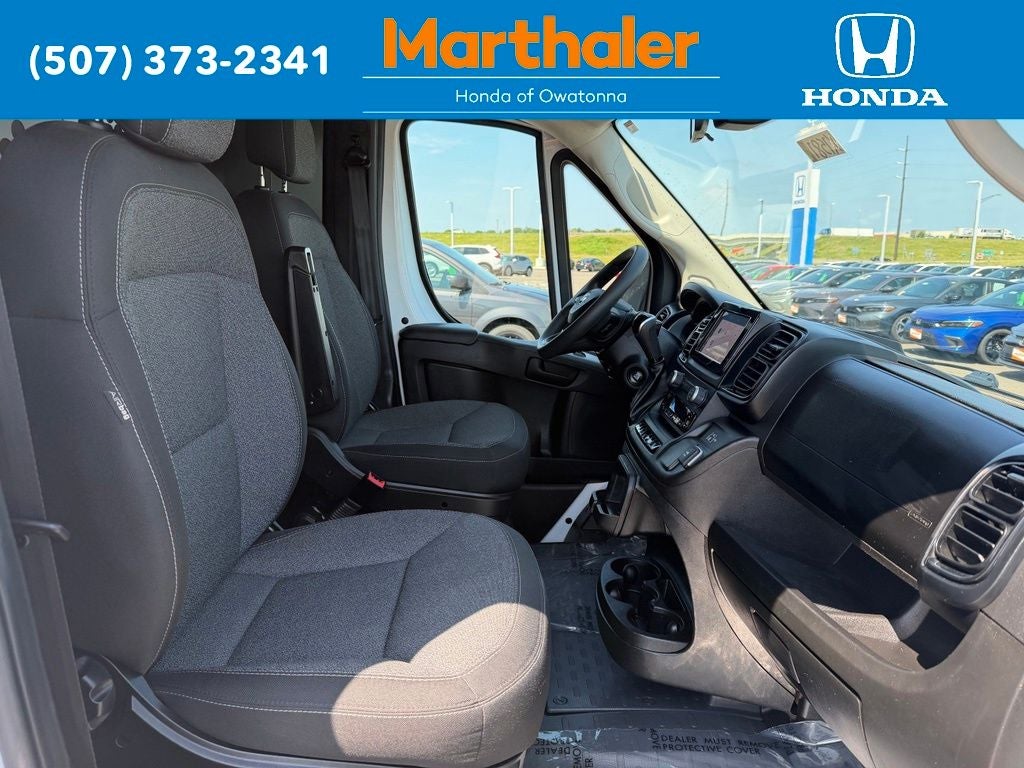 2025 RAM ProMaster 2500 Base