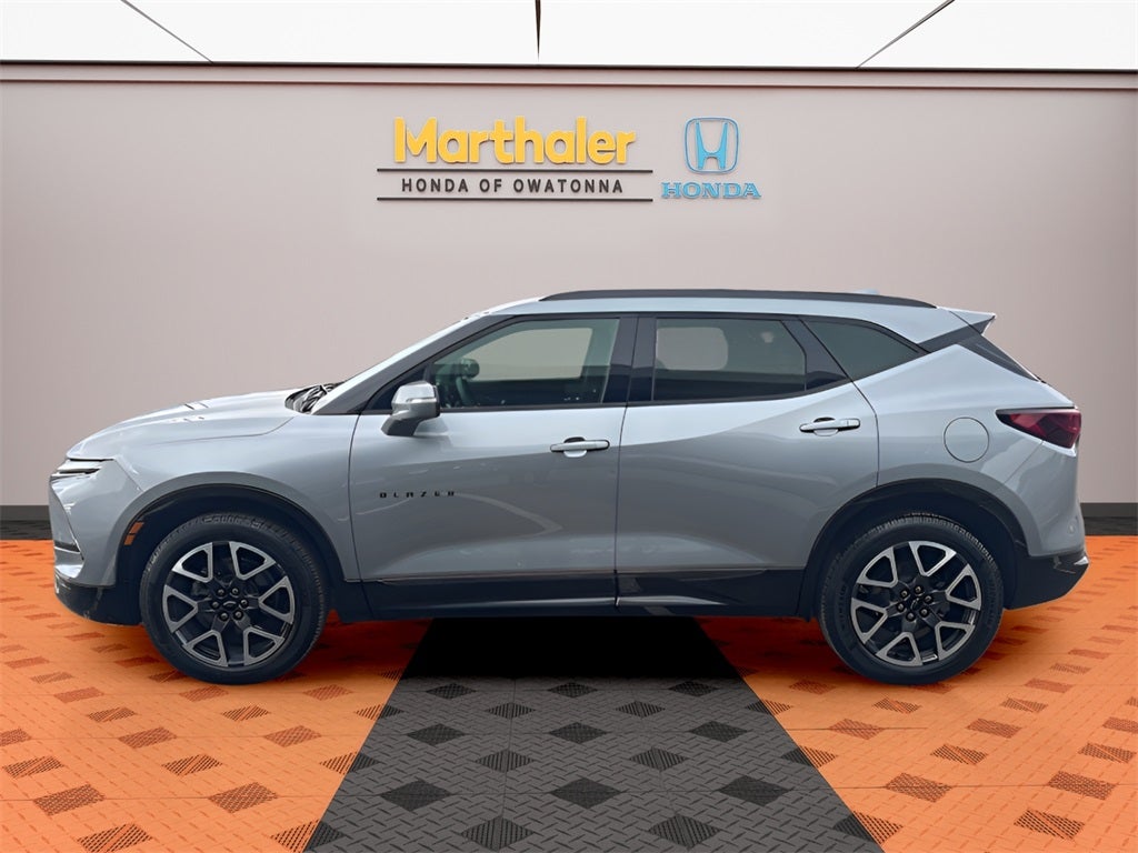 Used 2025 Chevrolet Blazer RS with VIN 3GNKBKRS0SS207459 for sale in Albert Lea, Minnesota