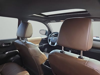 2021 Toyota Tacoma Limited V6