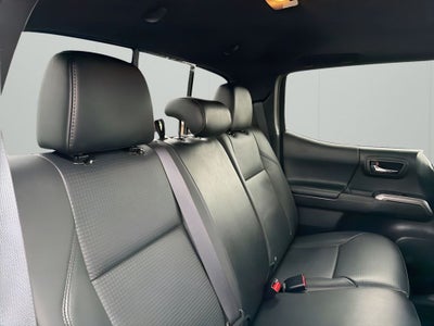 2022 Toyota Tacoma Limited V6
