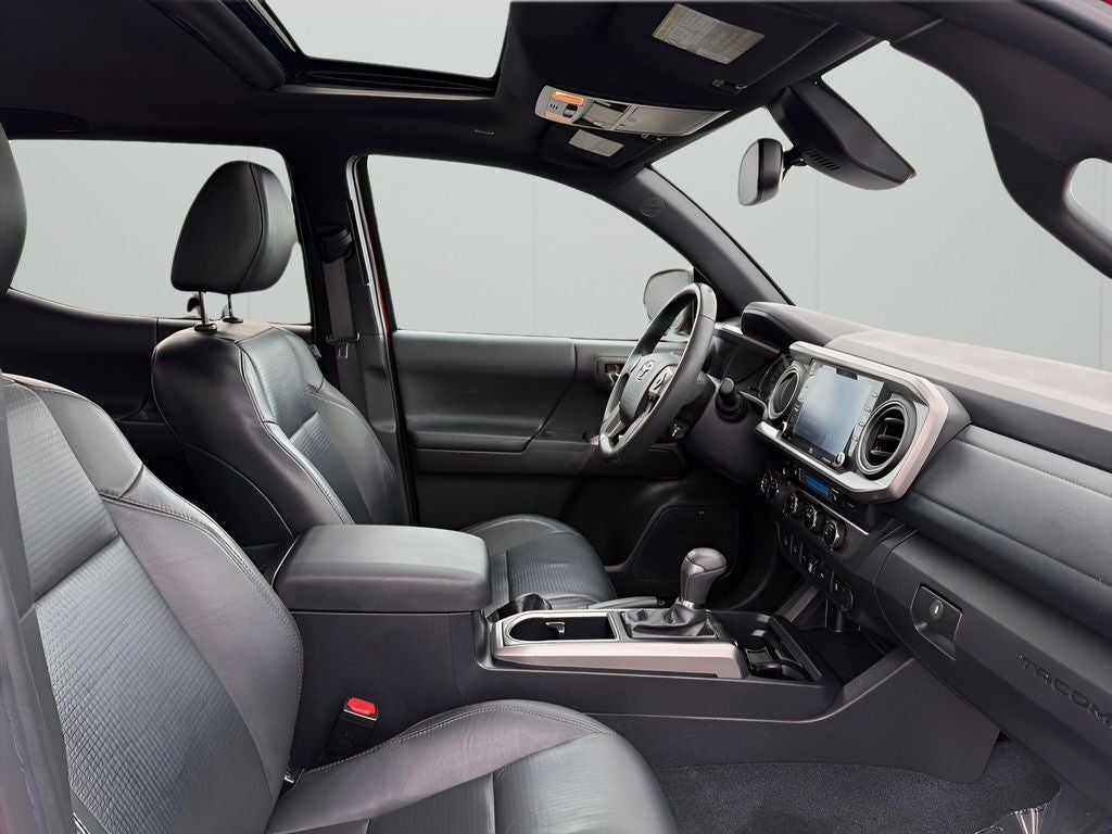2022 Toyota Tacoma Limited V6
