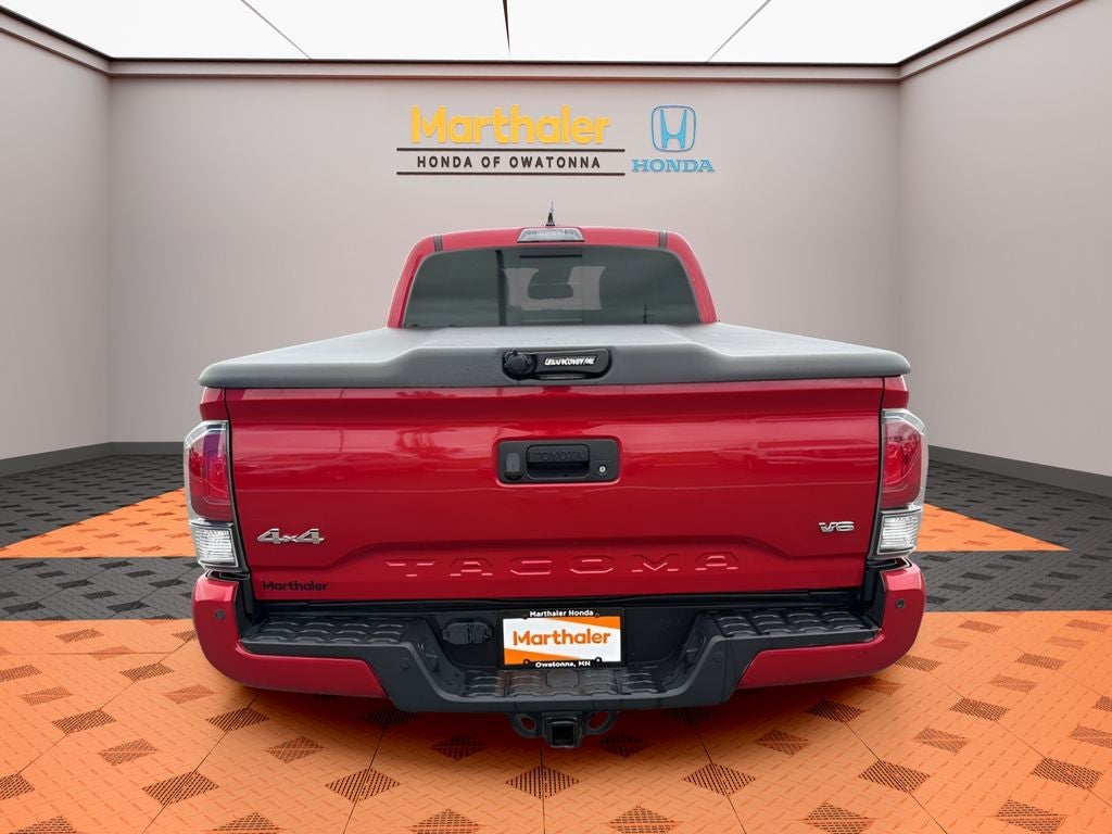 2022 Toyota Tacoma Limited V6