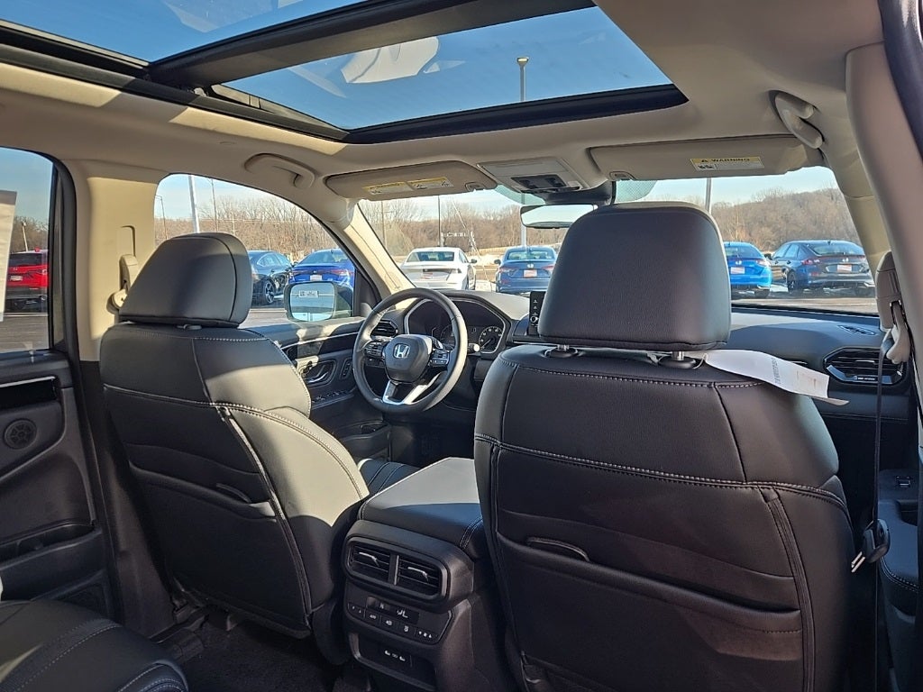 2025 Honda Pilot Touring