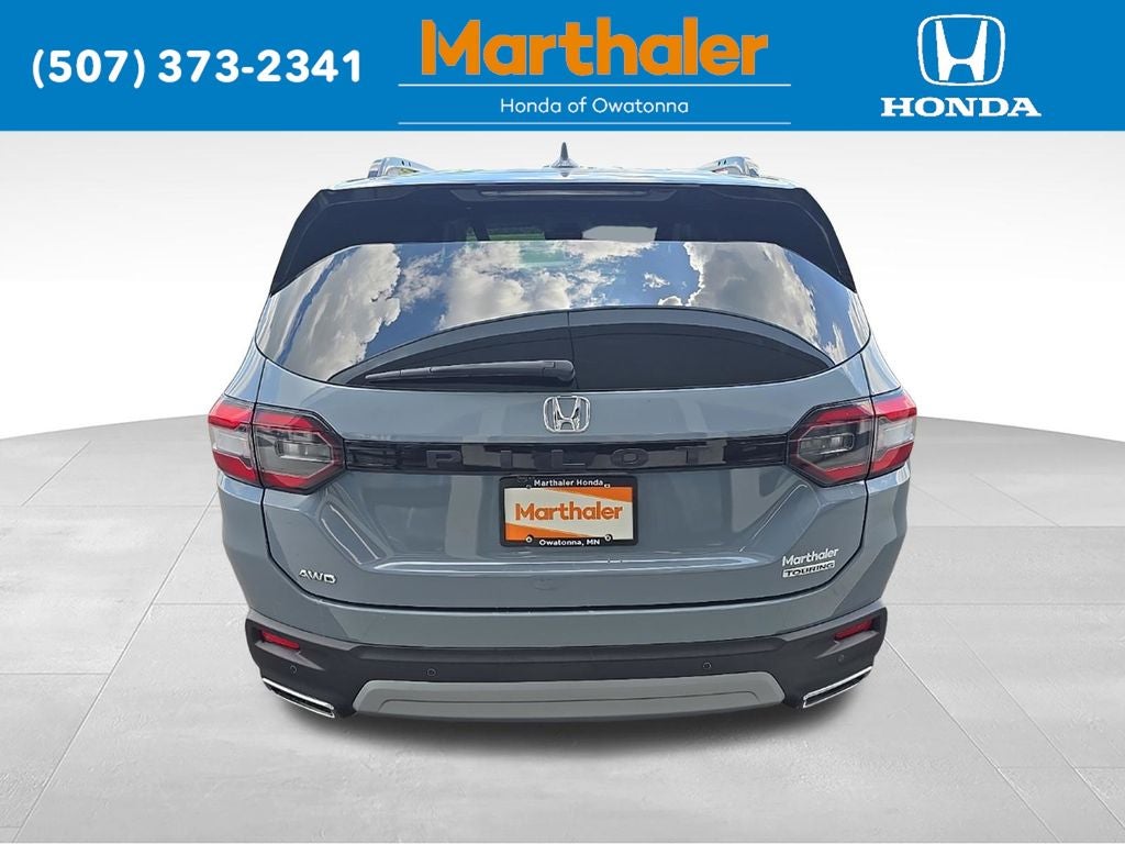 2023 Honda Pilot Touring