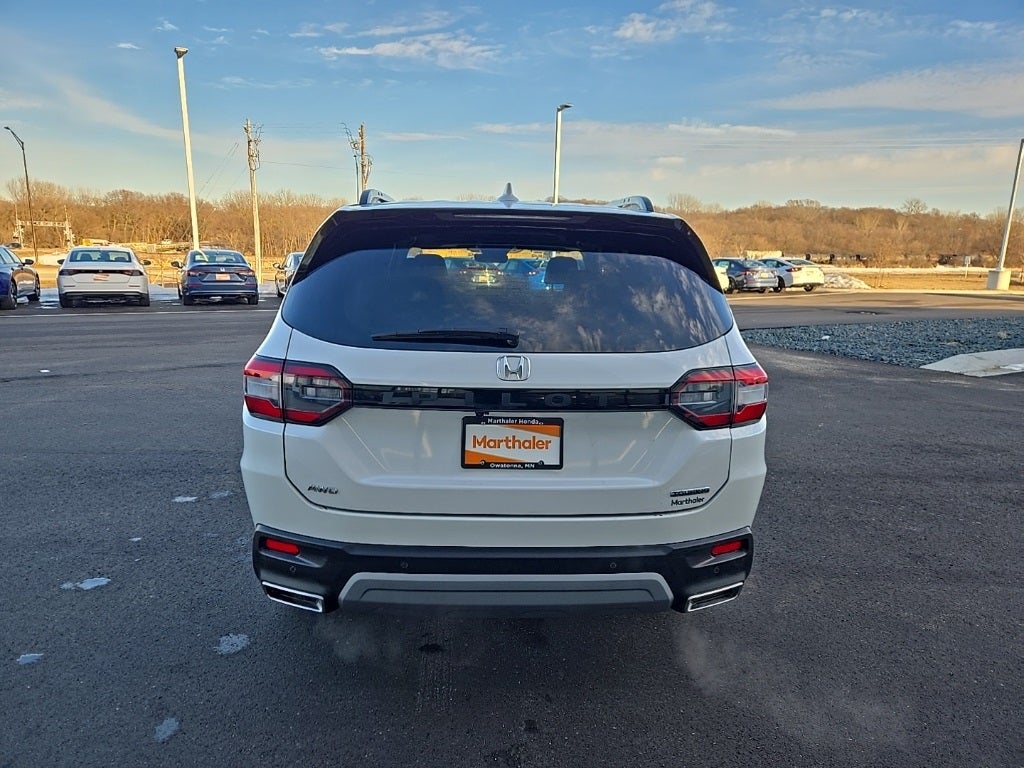 2023 Honda Pilot Touring