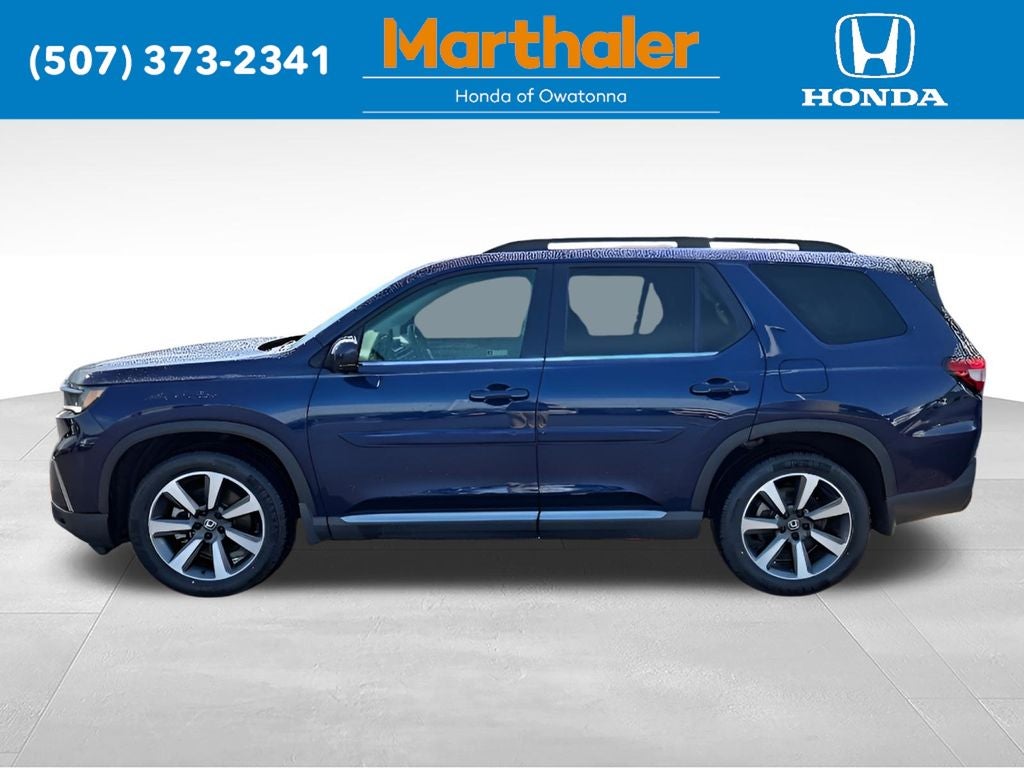 Used 2024 Honda Pilot Elite with VIN 5FNYG1H84RB016232 for sale in Albert Lea, Minnesota