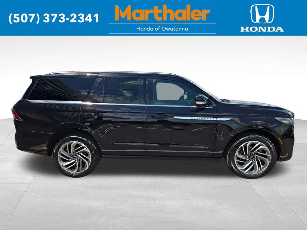 2025 Lincoln Navigator Reserve