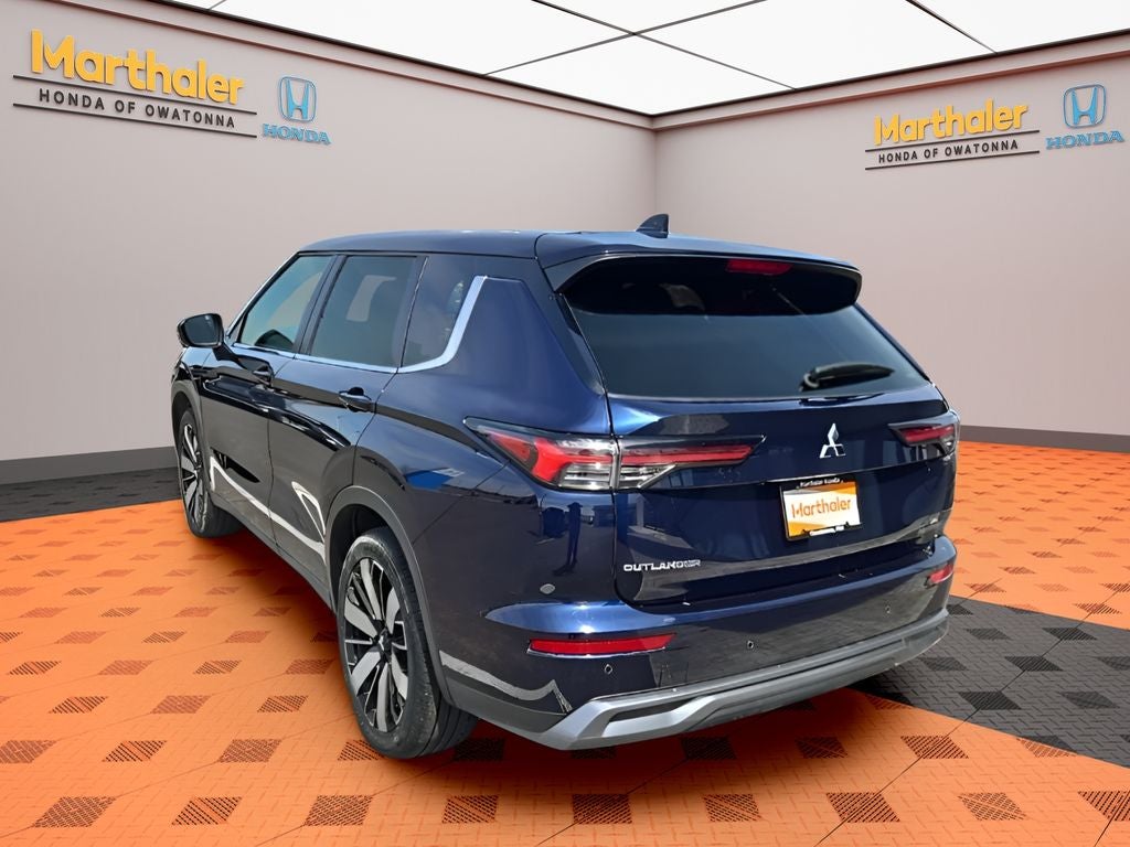 2025 Mitsubishi Outlander SE