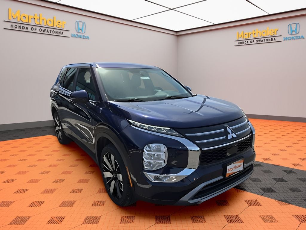 2025 Mitsubishi Outlander SE